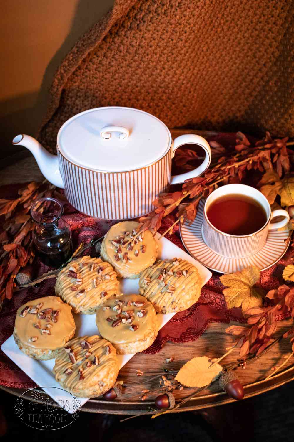 Gluten Free Pecan Scones Recipe with Molasses Glaze for Your Afternoon Tea Gluten Free Pecan Scones Recipe with Molasses Glaze for Your Afternoon Tea